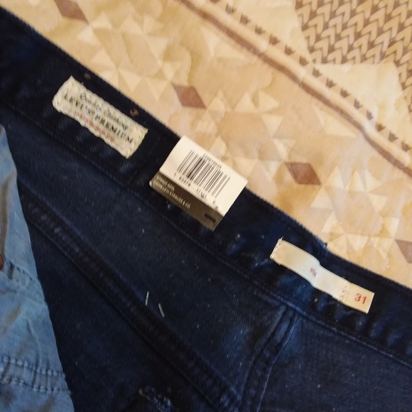 Levi's wedgie - Picture 5 of 10